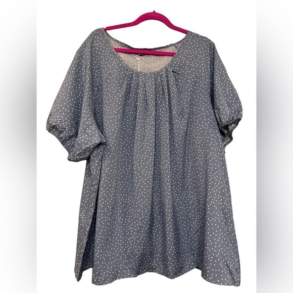 BloomChic Round Pleated Neck Top size 26W - Picture 3 of 7